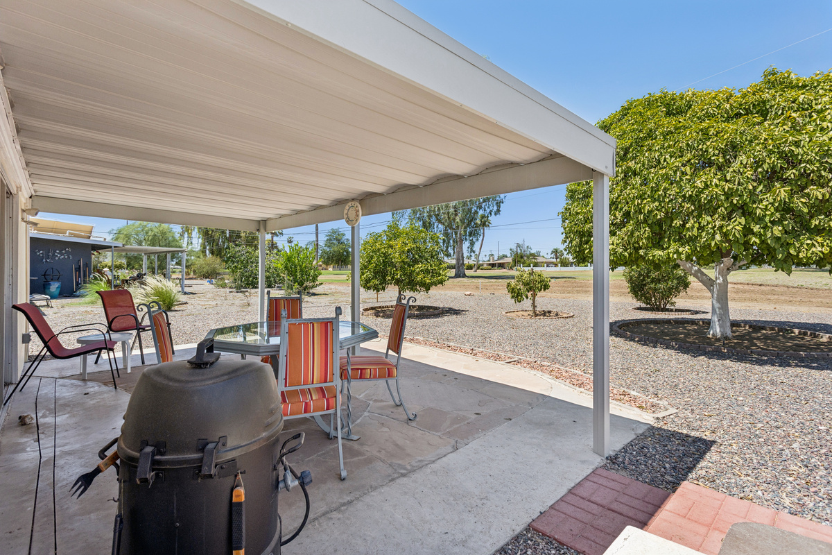 Classic Sun City Retreat | 2BR/1BA | Quiet Neighborhood — Classic Sun City Retreat | 2BR/1BA | Quiet Neighborhood, Sun City, Arizona — photo 28