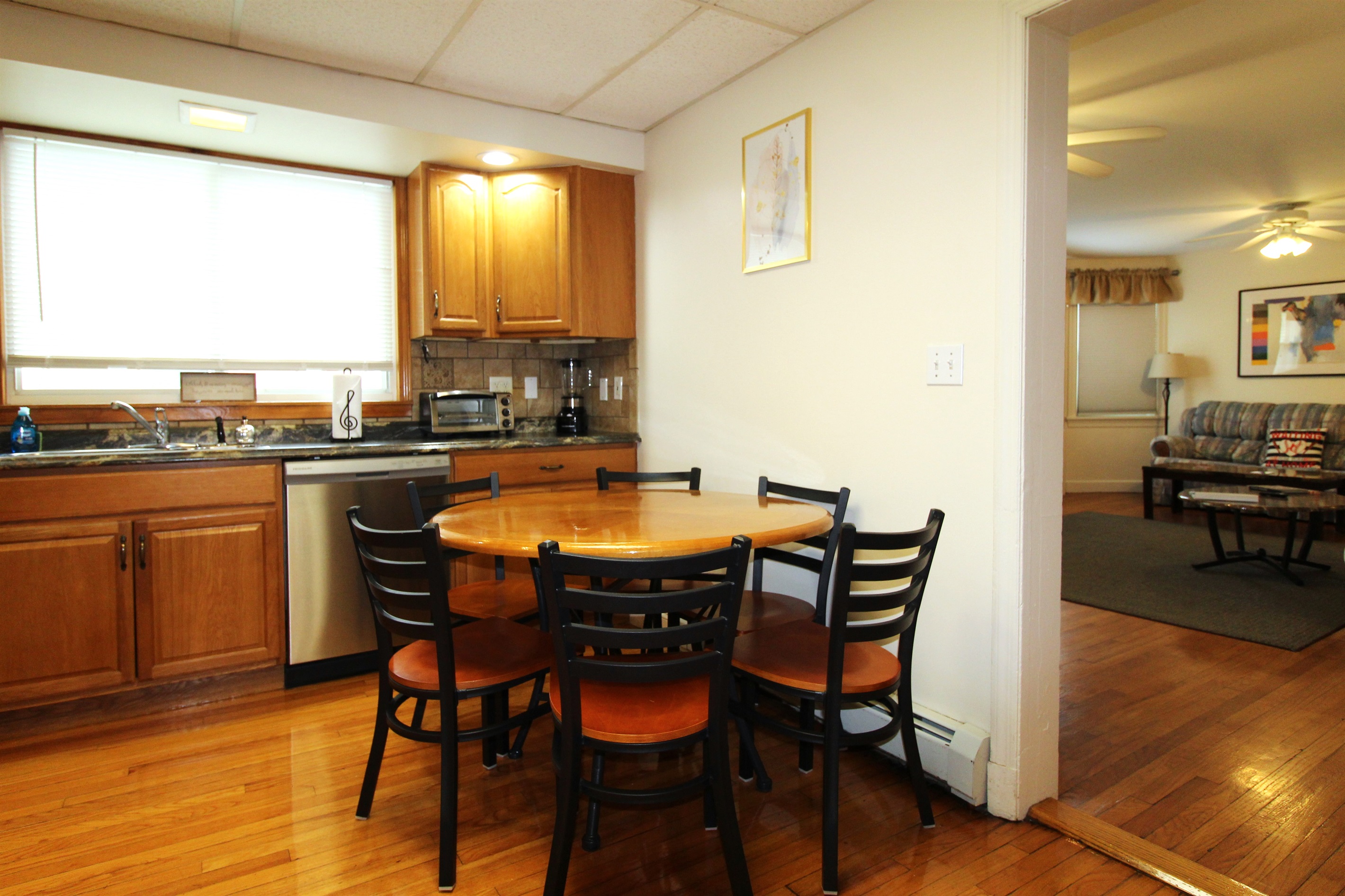 Dining area in the eat-in kitchen