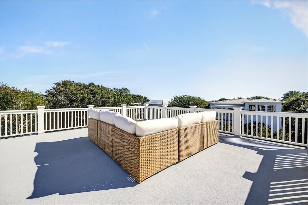 Rooftop Deck