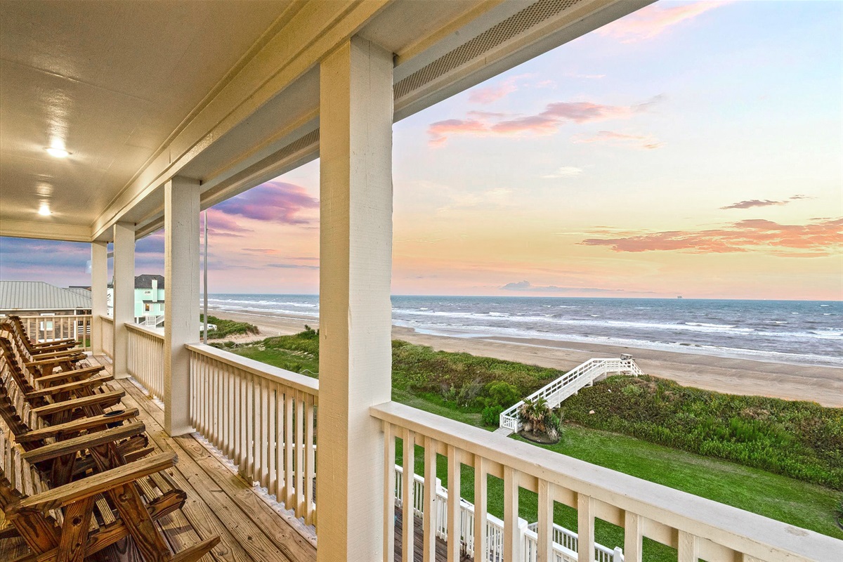 76748e4bf96047ccbfbf0724e7b52585 Large | Beachhouse | Texas | TX | Vacation Homes | Galveston | Crystal Beach | Kokomo | Breezy Days | Beachfront Elegance | Sunrise Serenity | Southern Sands Property Management, LLC