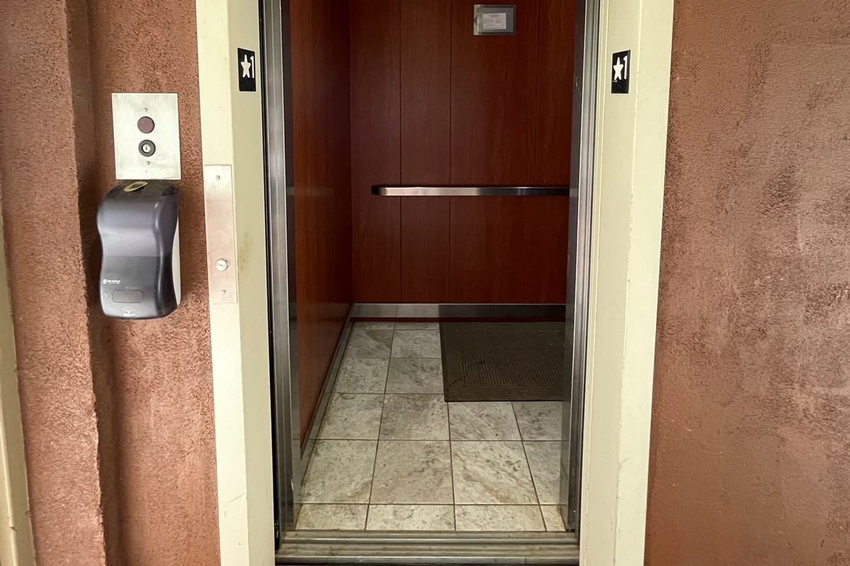 Communal elevator