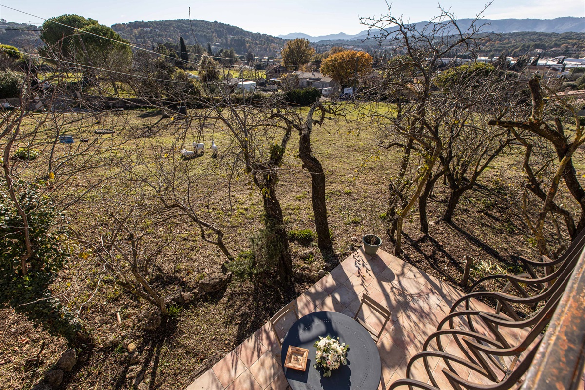 Garden/Mountain View