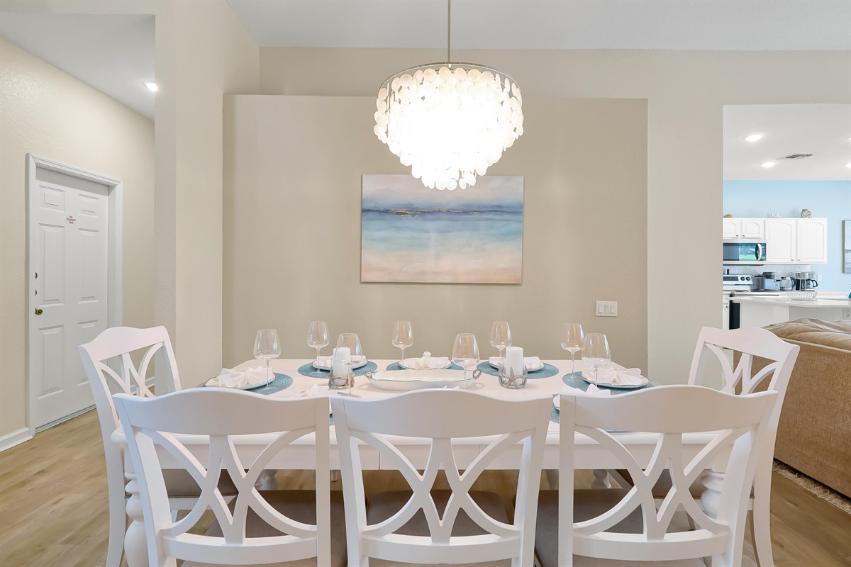 Dining for 8