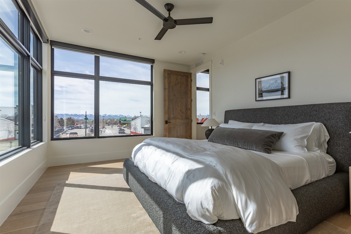 Middle Teton - Suite two's can't be beat views with king bed