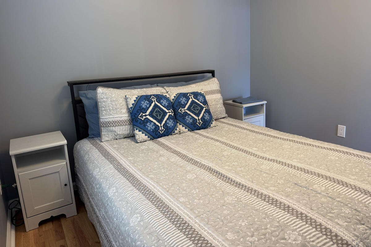 Queen bedroom #1
