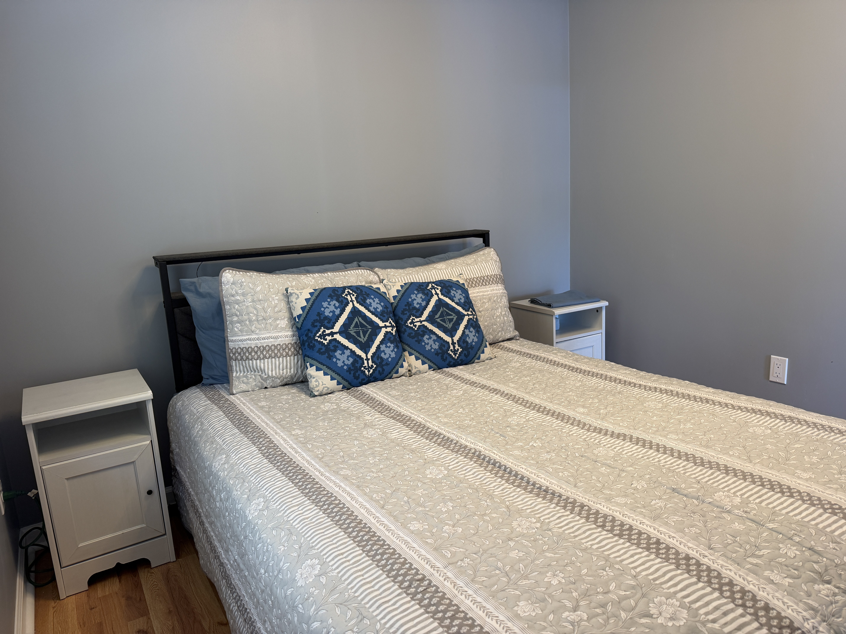 Queen bedroom #1