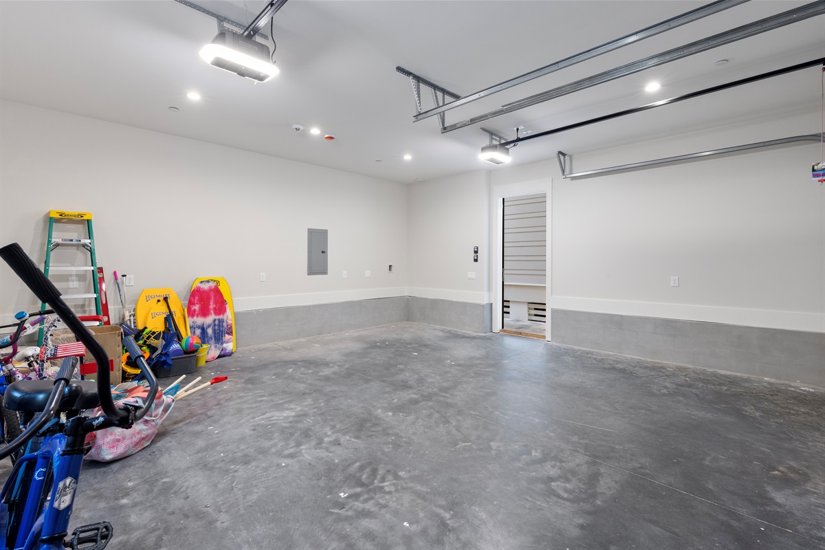 2 Car Garage