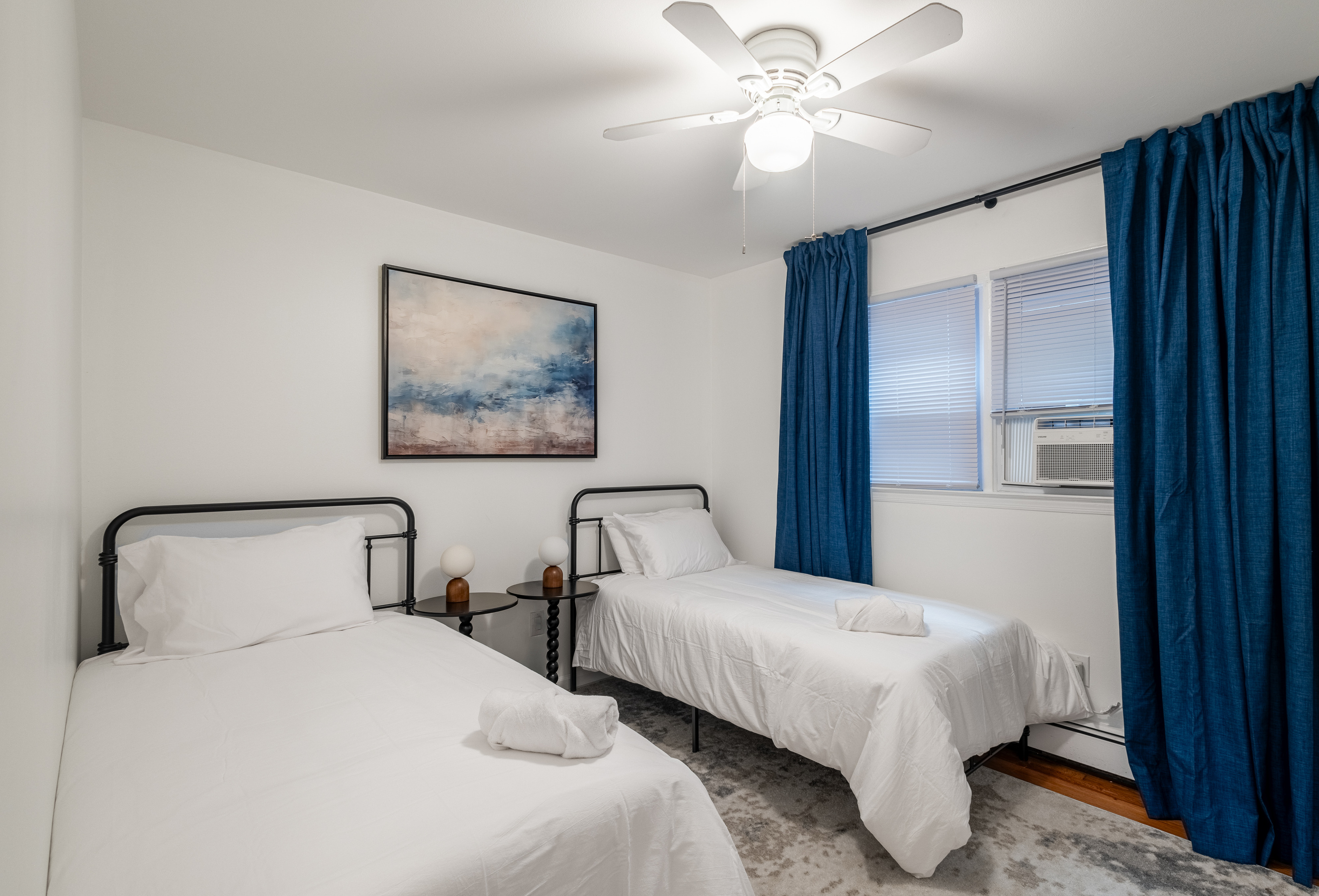 Bedroom 3 with Twin Beds