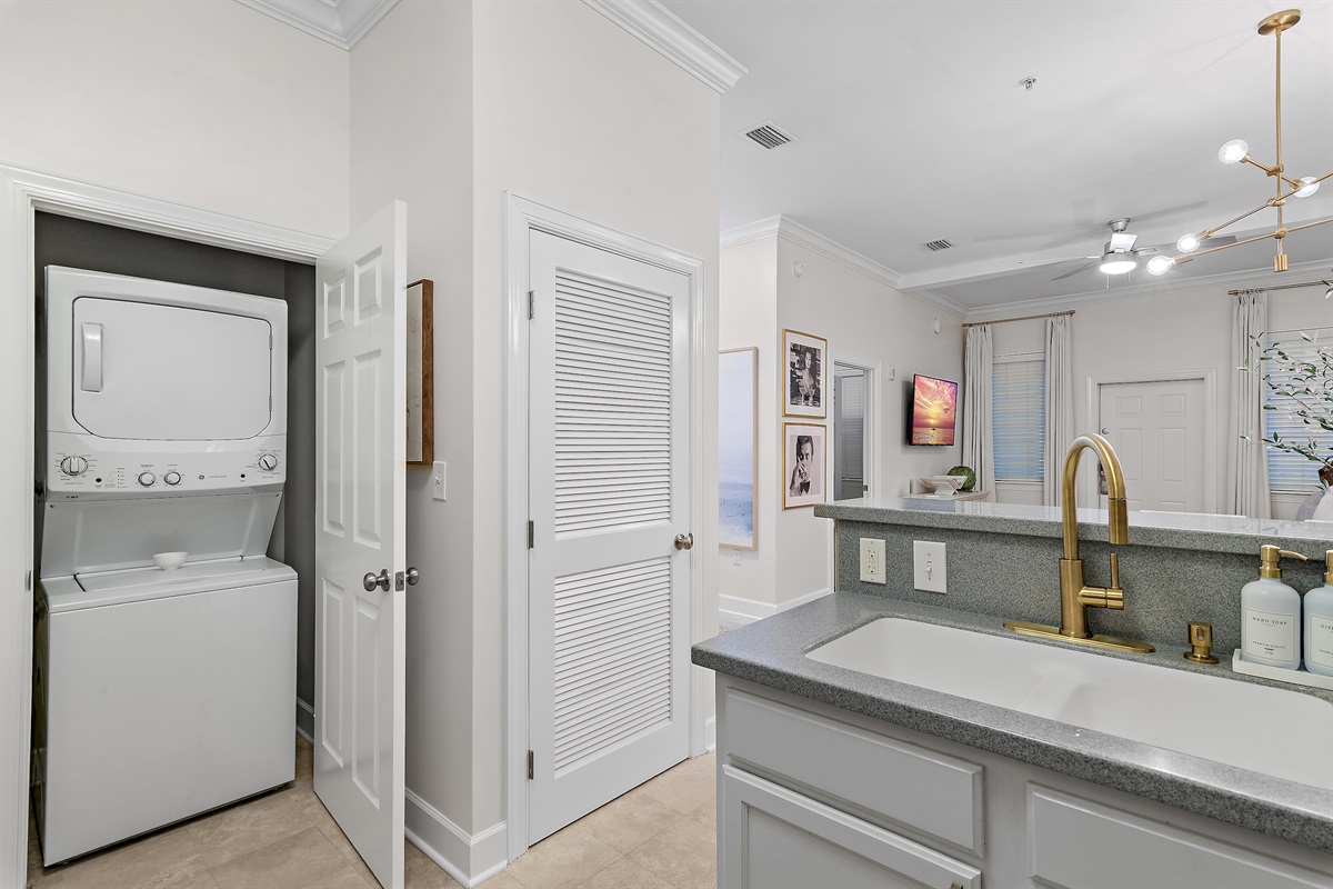 Washer and Dryer in Unit