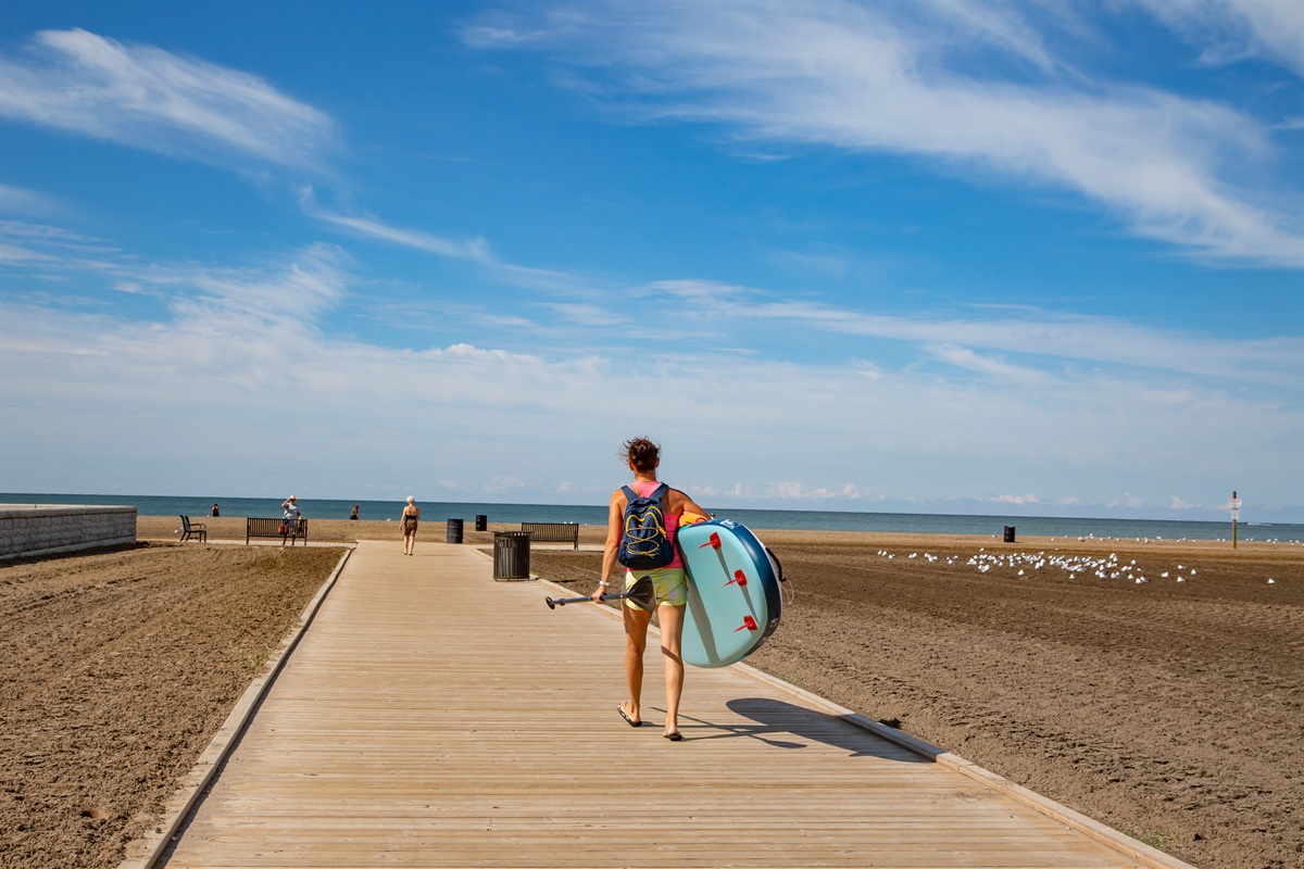 Seacliff Park & Beach is just a short 5 minute drive away. This public space provides access to free amenities provided by the municipality; beach volleyball & basketball courts, picnic areas, charcoal barbeques, wheelchair accessible beach and more.