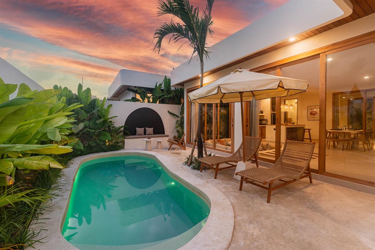 Pool area