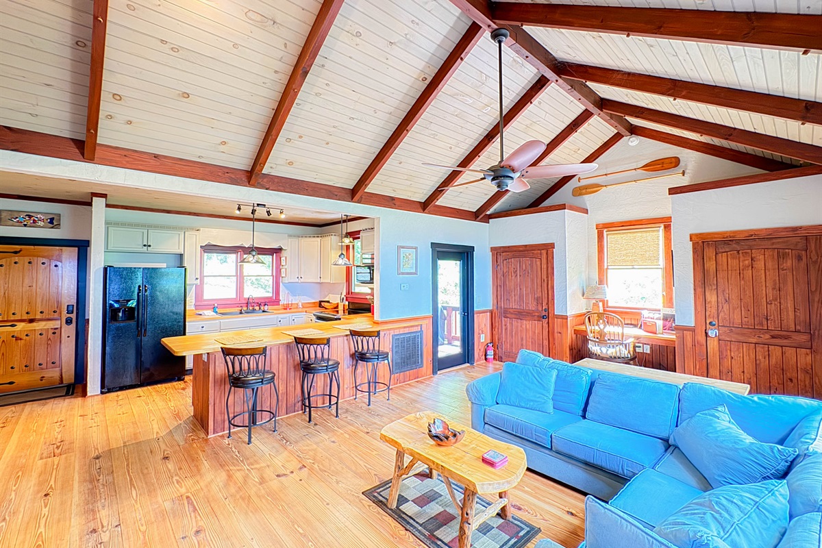 spacious living room 