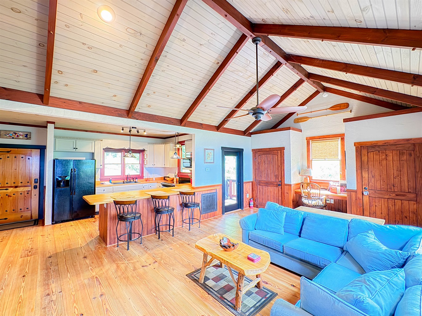 spacious living room 