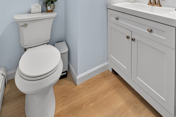 Comfortable bathroom designed with a clean and calming ambiance for a relaxing stay.