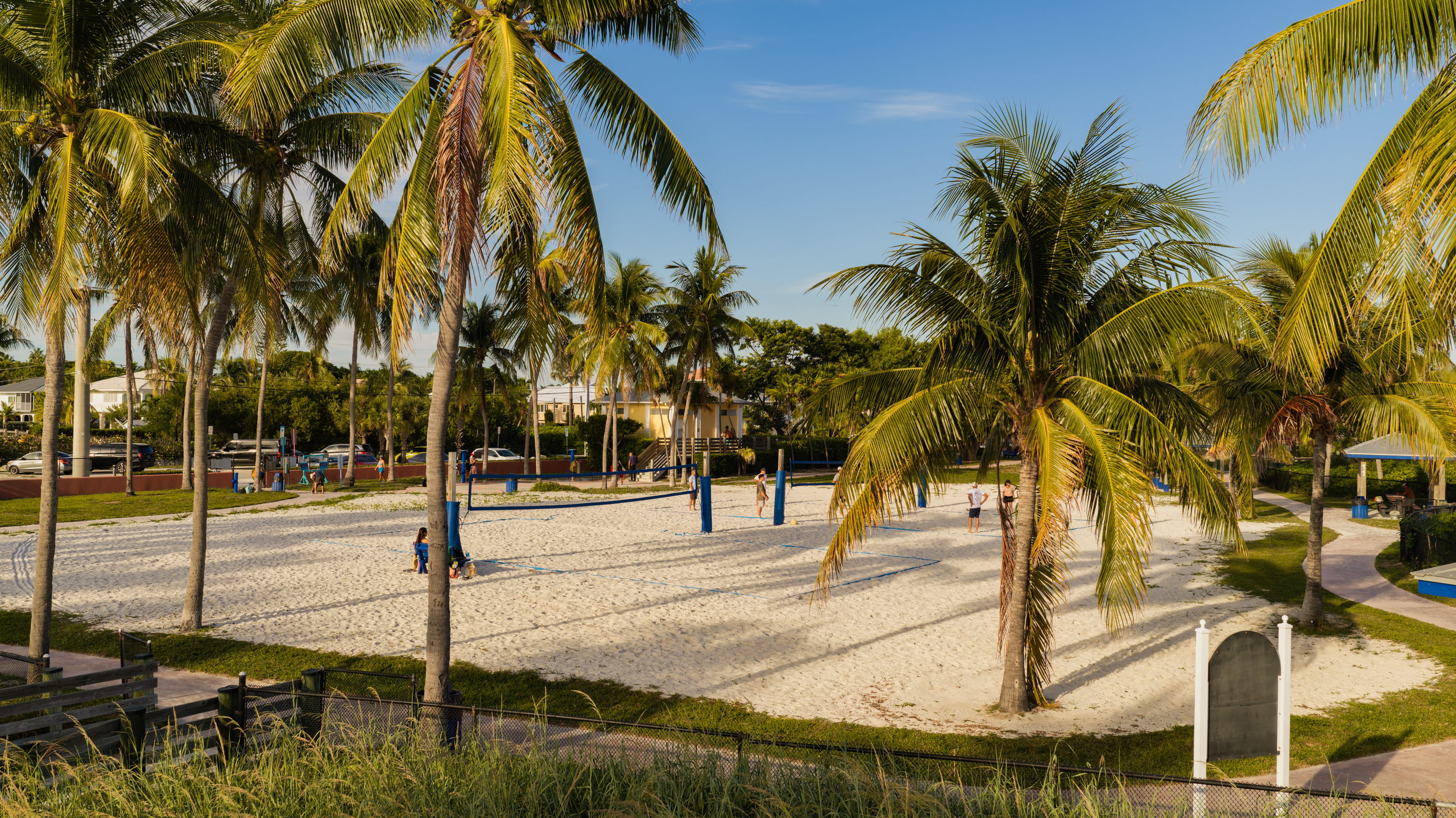 Two blocks from Sombrero beach.