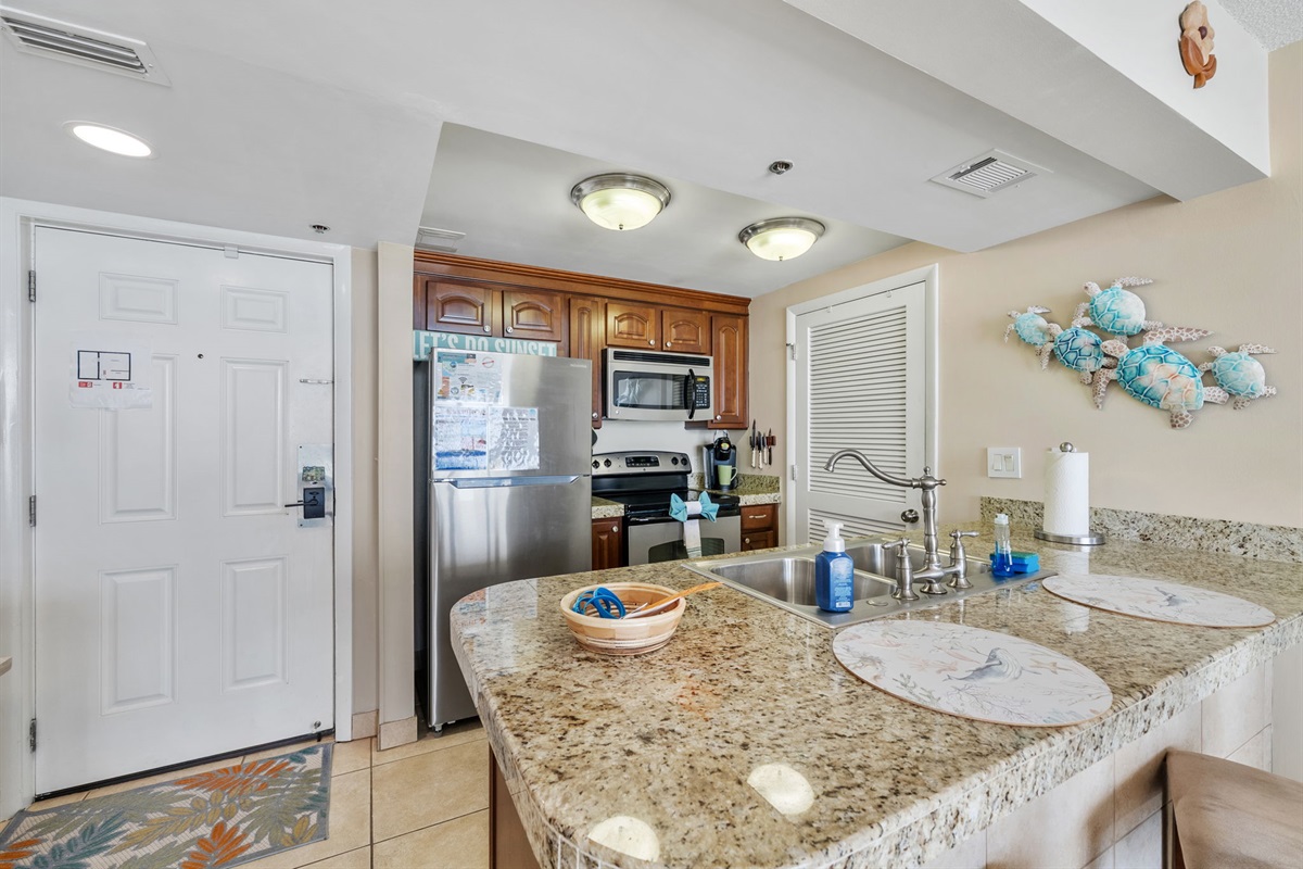 Fully equipped kitchen