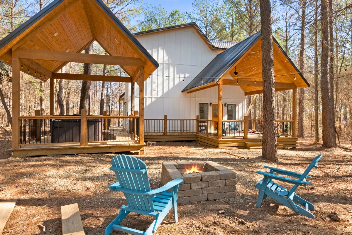 Cozy up by the fire and toast some marshmallows in this dreamy outdoor space