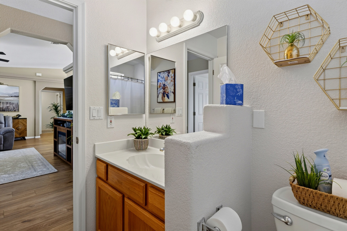 Guest Bathroom