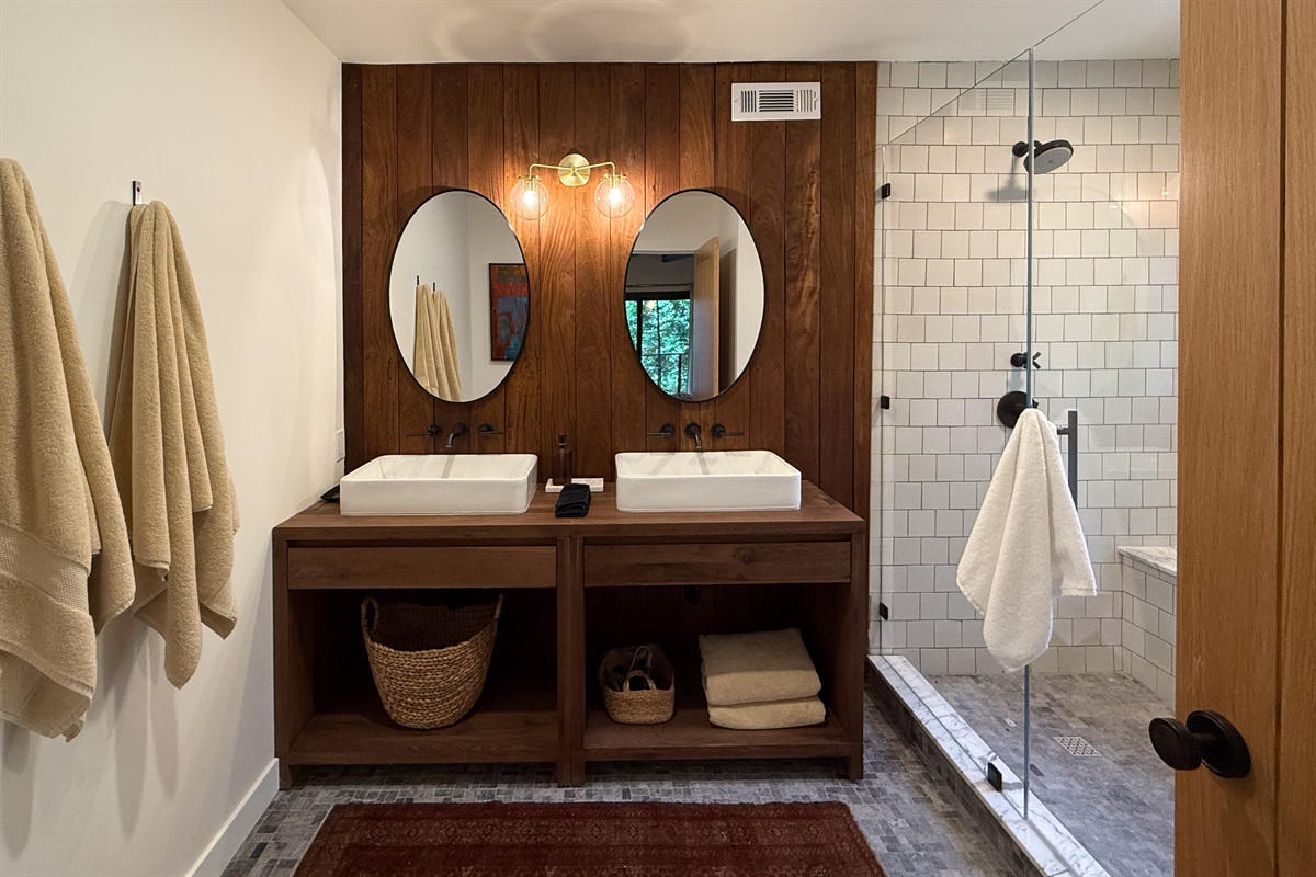 Ensuite