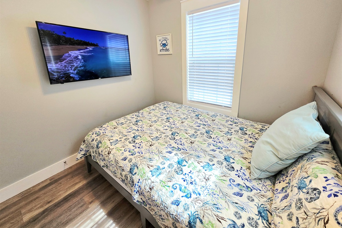 Bedroom 4 - Queen Bed