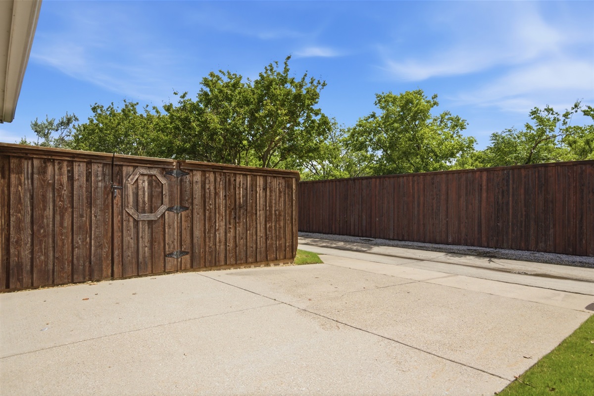 Long Driveway with Free Parking for 2 vehicles, plus 2 additional spots in front of the home. Total of 4 free Parking spaces for guests.
