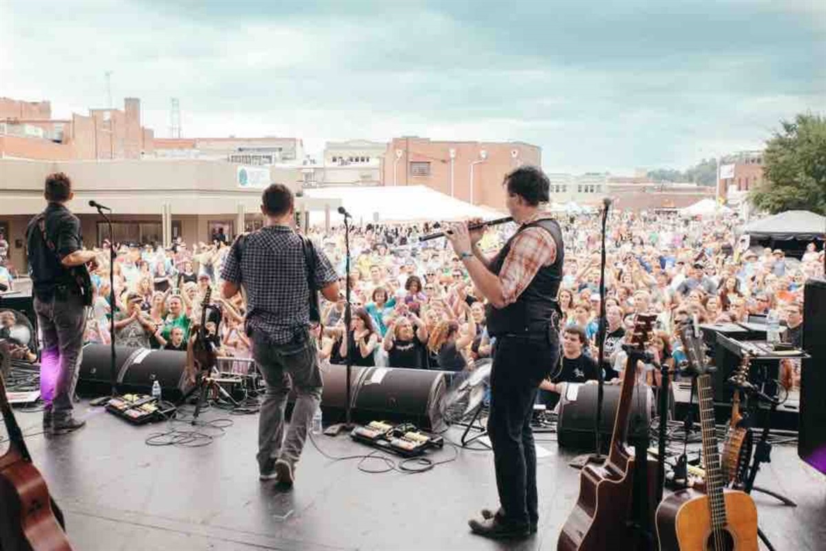 The Bristol Rhythm & Roots Reunion music festival takes place downtown every September. 