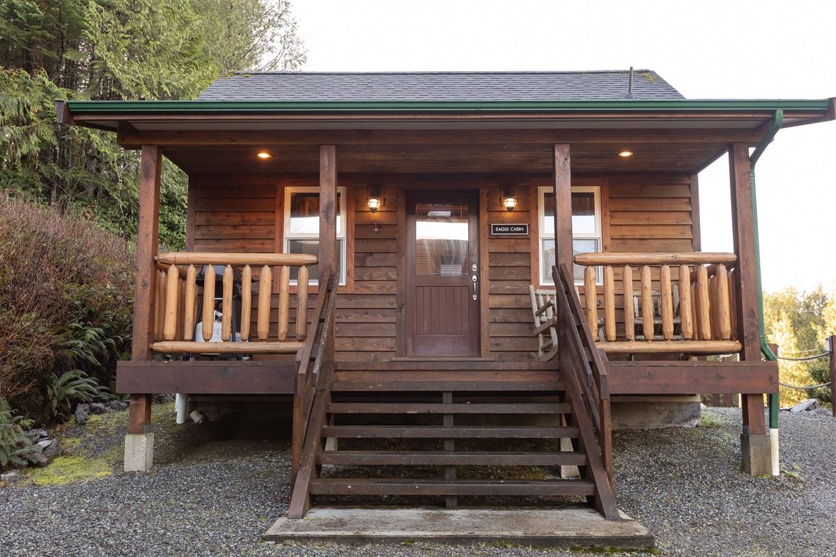 Eagle Cabin in Ucluelet Tofino Vacation Rentals