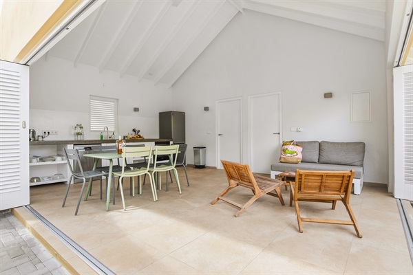 Villa Awa – Living and kitchen