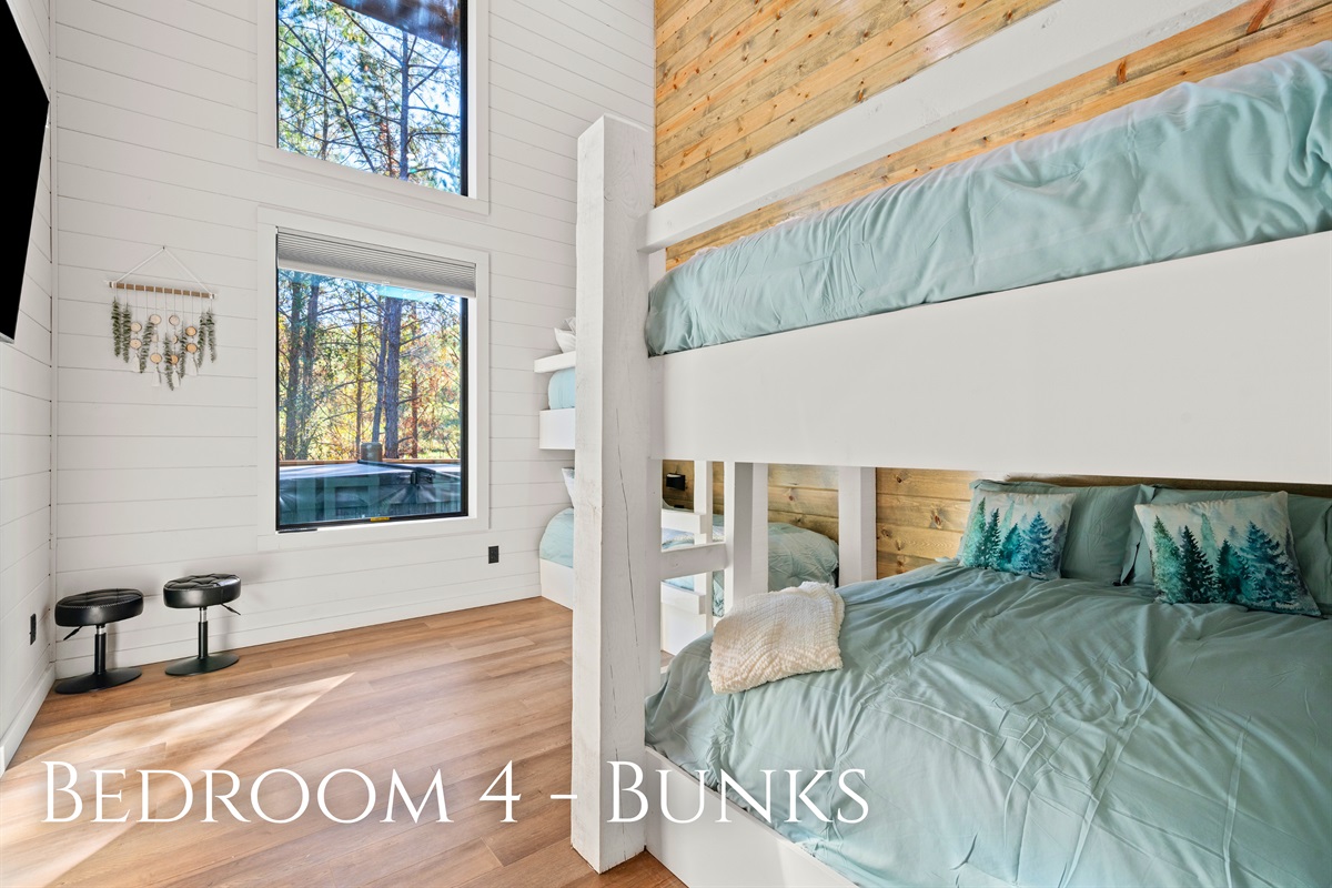 The bunk room is perfect for kids, cousins, or friends—plenty of space to hang out, tell stories, and rest up for another day of fun.