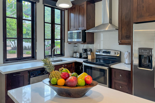 Steps from the Beach | 2BR Flat in Las Catalinas