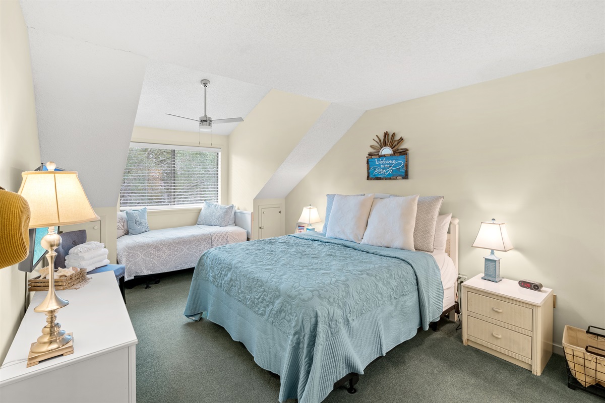 Main Bedroom with 1 King and 1 Twin