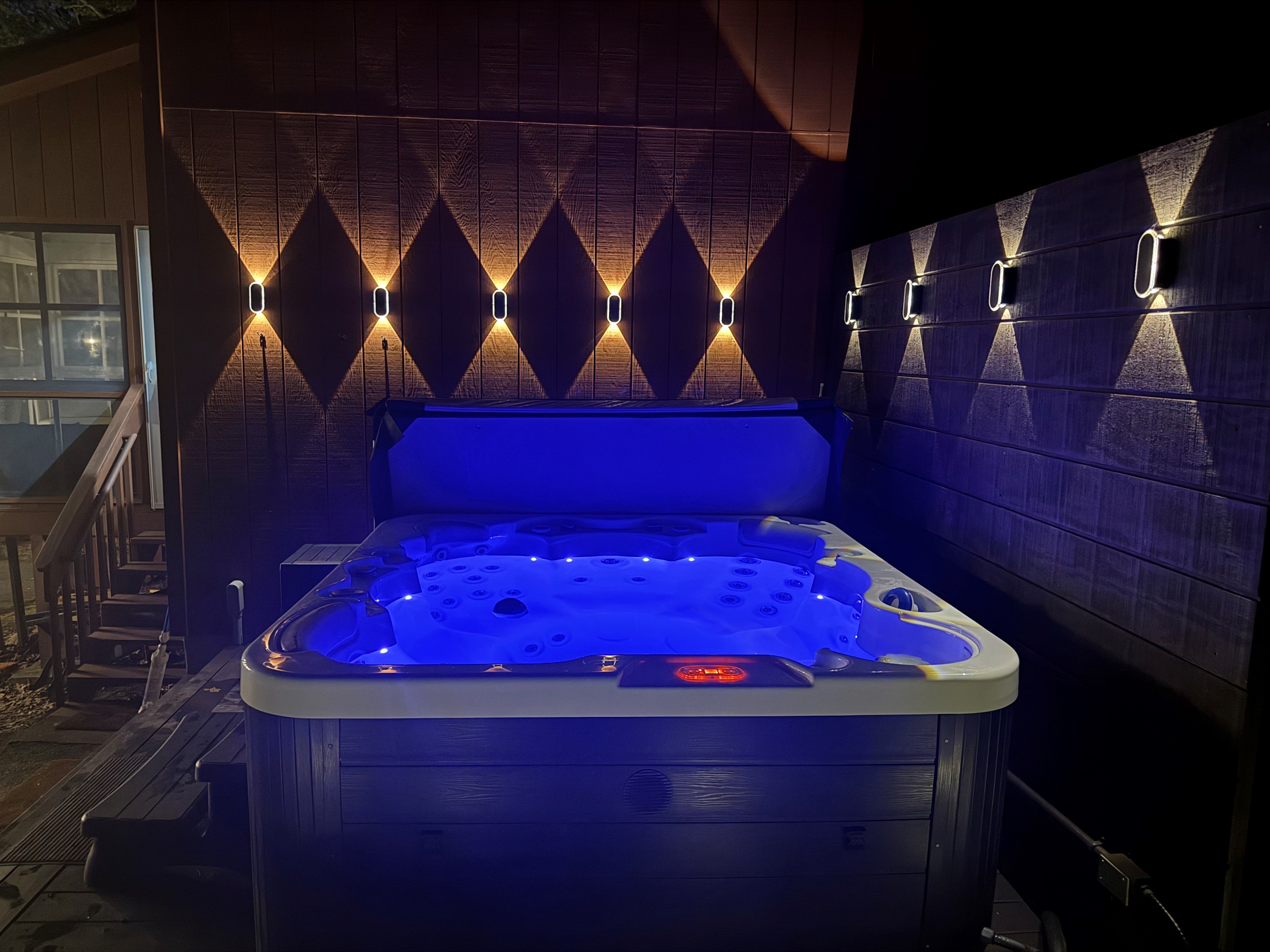 Private Hot tub