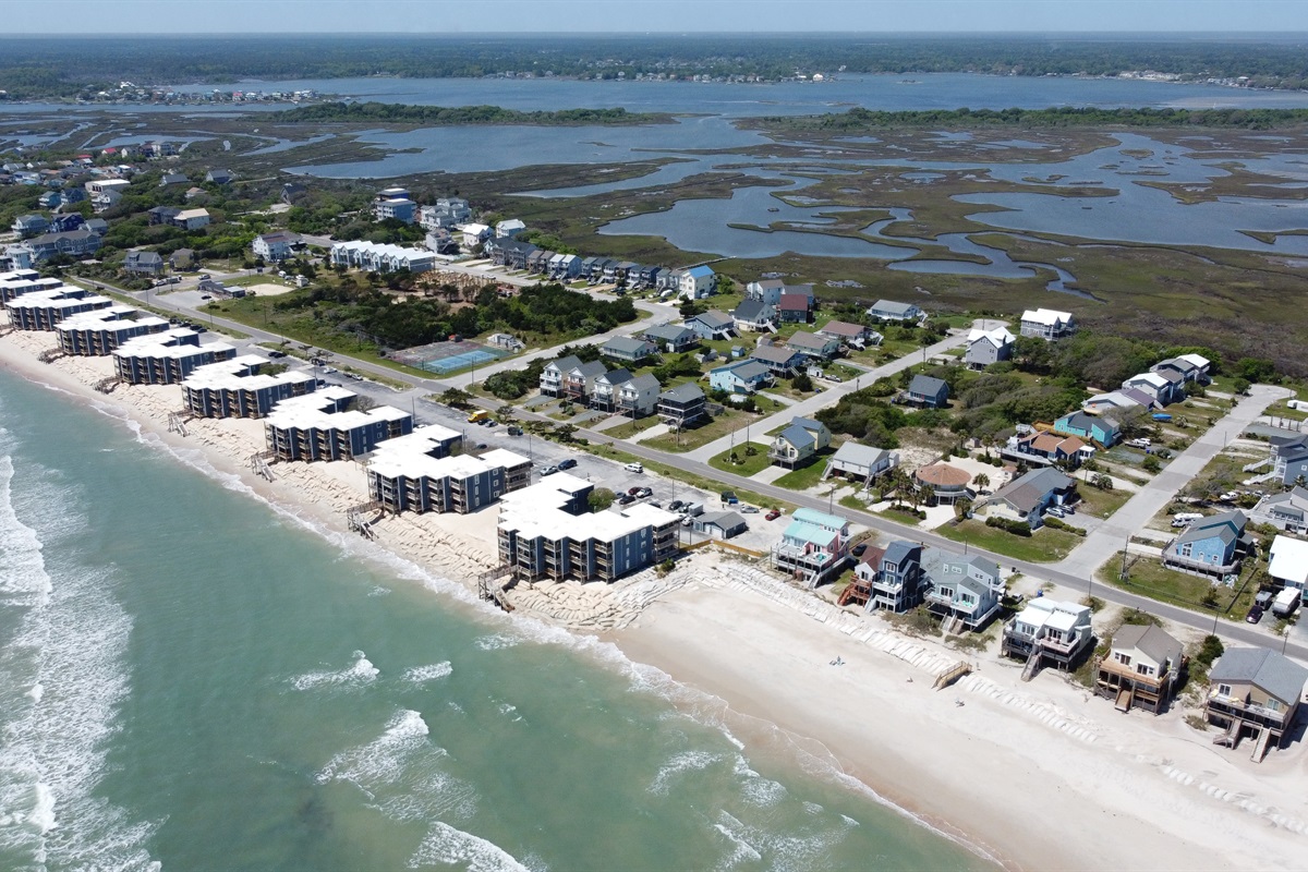 Open beach area with access for use during high tide