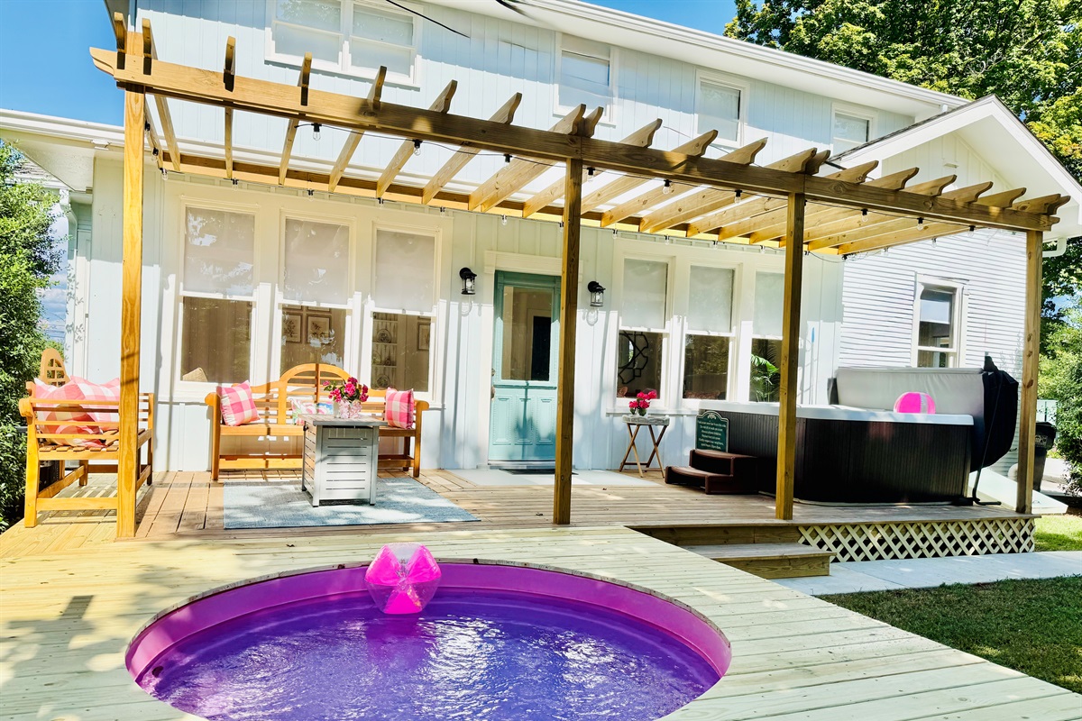 Newly added soaking pool May-Oct