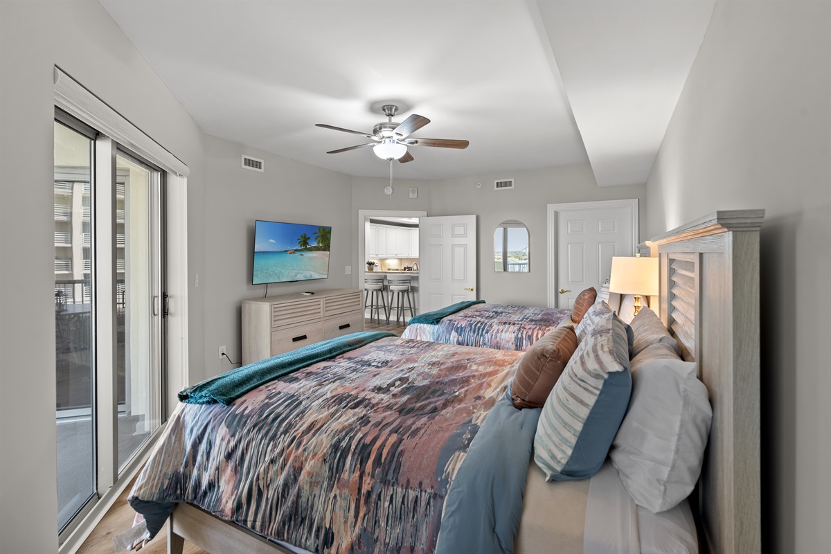 2nd Bedroom - 2 Queen Beds