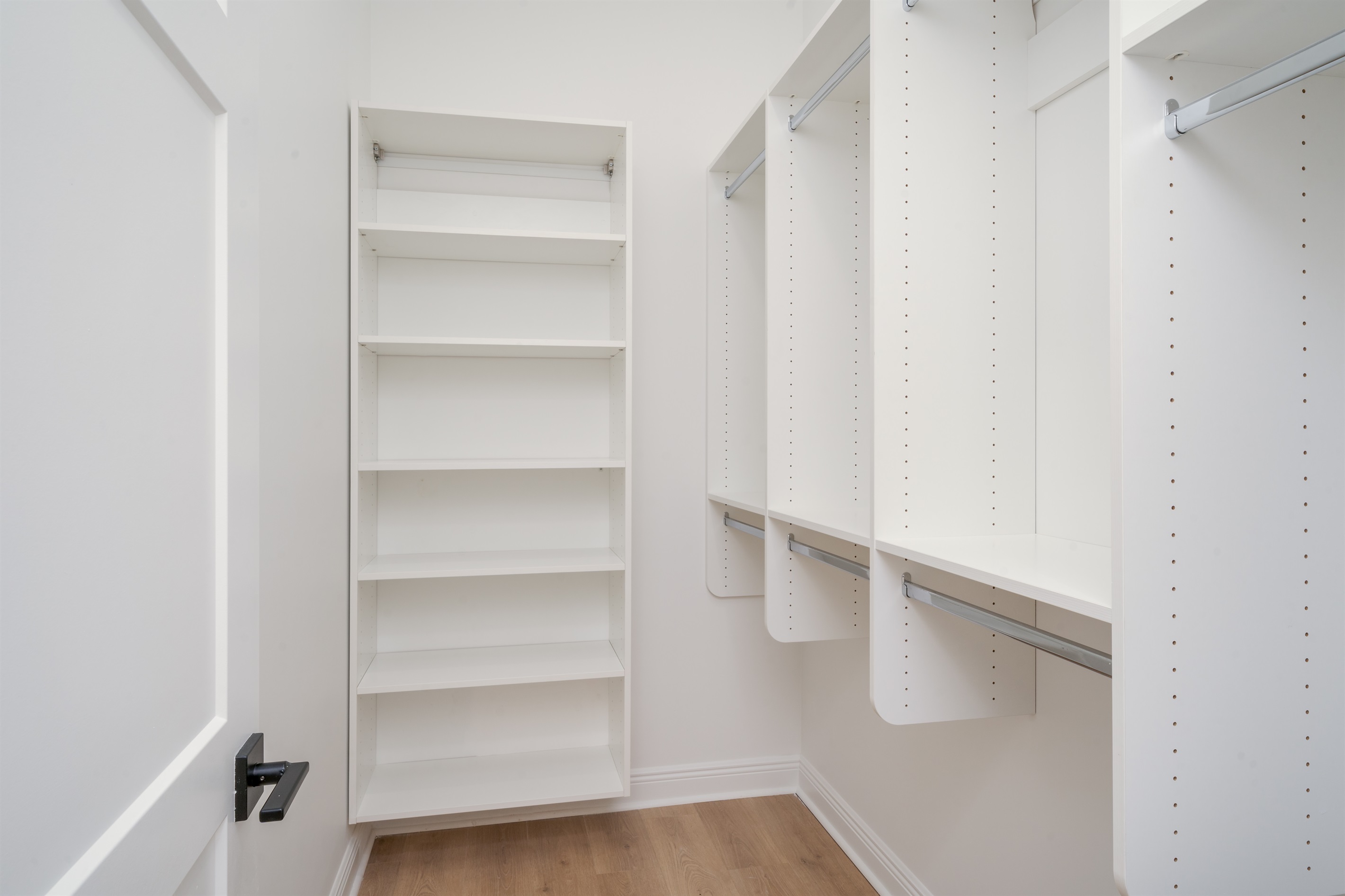 Master Bedroom 2 Closet