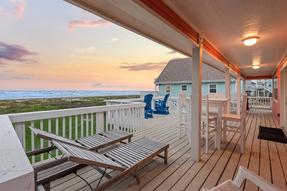 77aedcbee5eb41c18ac6cad8f34a897c Large | Beachhouse | Texas | TX | Vacation Homes | Galveston | Crystal Beach | Kokomo | Breezy Days | Beachfront Elegance | Sunrise Serenity | Southern Sands Property Management, LLC
