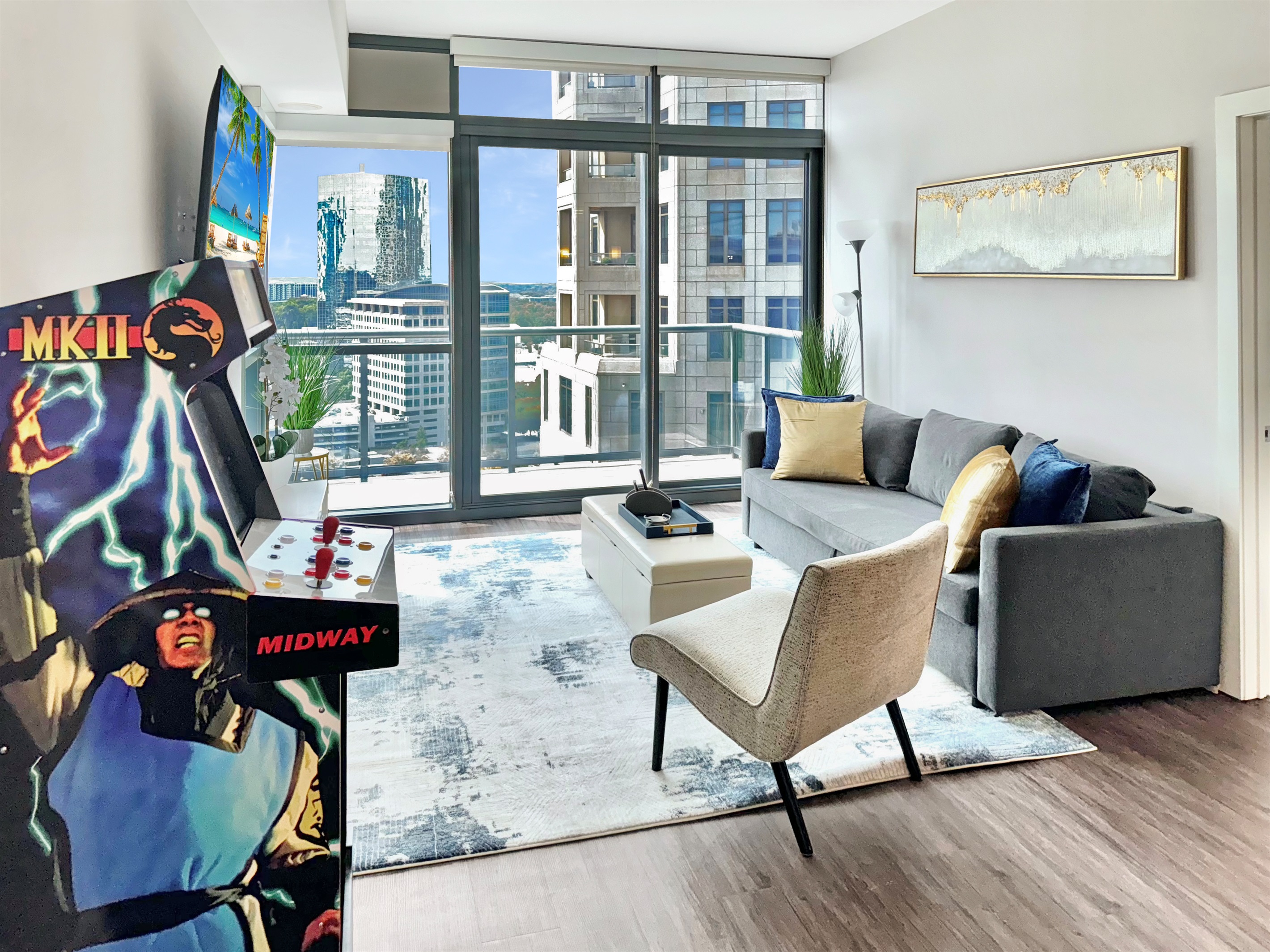 Rooftop Pool And Stunning City Views - Elegant Luxe Oasis - Atlanta, GA