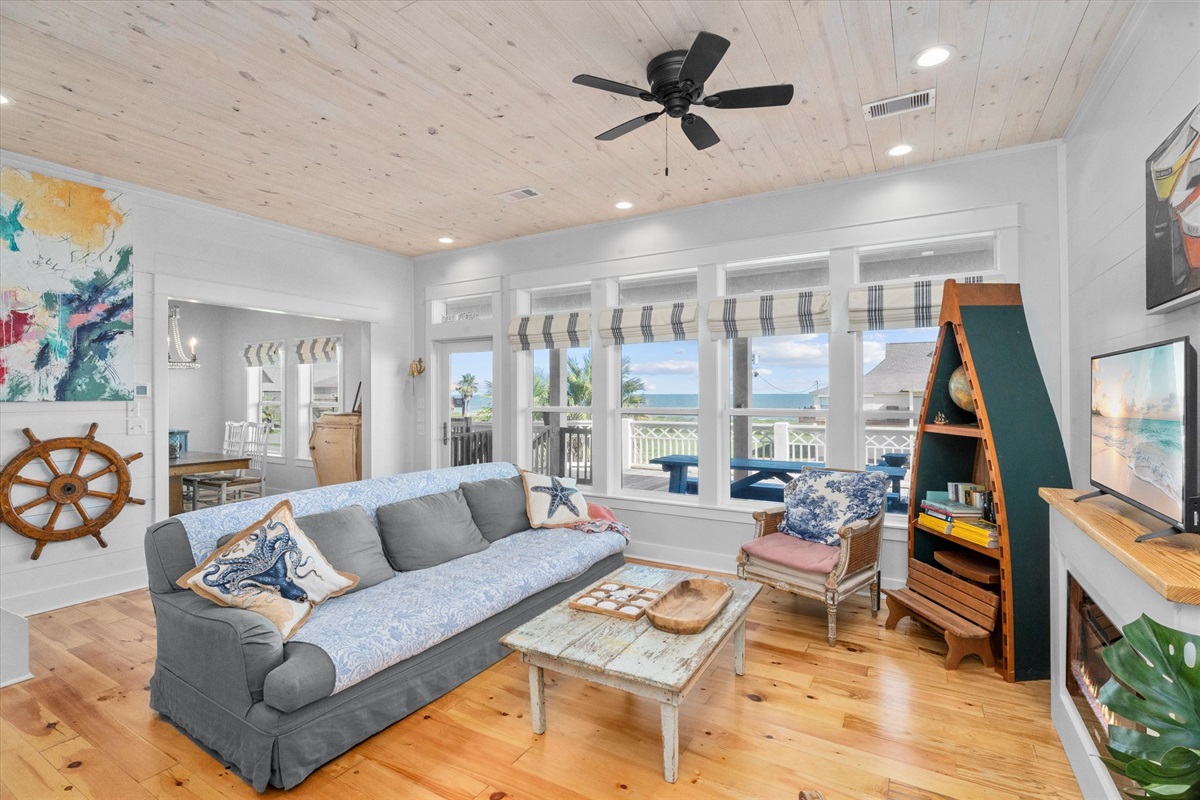 77b4724df10c44be82a7b5509f6515f3 Large | Beachhouse | Texas | TX | Vacation Homes | Galveston | Crystal Beach | Kokomo | Breezy Days | Beachfront Elegance | Sunrise Serenity | Southern Sands Property Management, LLC