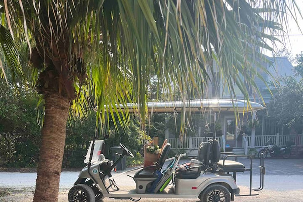 6 seater golf cart for cruising to the beach