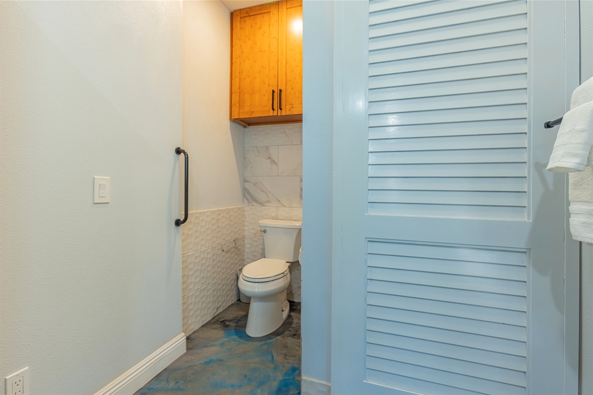 Fourth Bedroom/Studio Bath