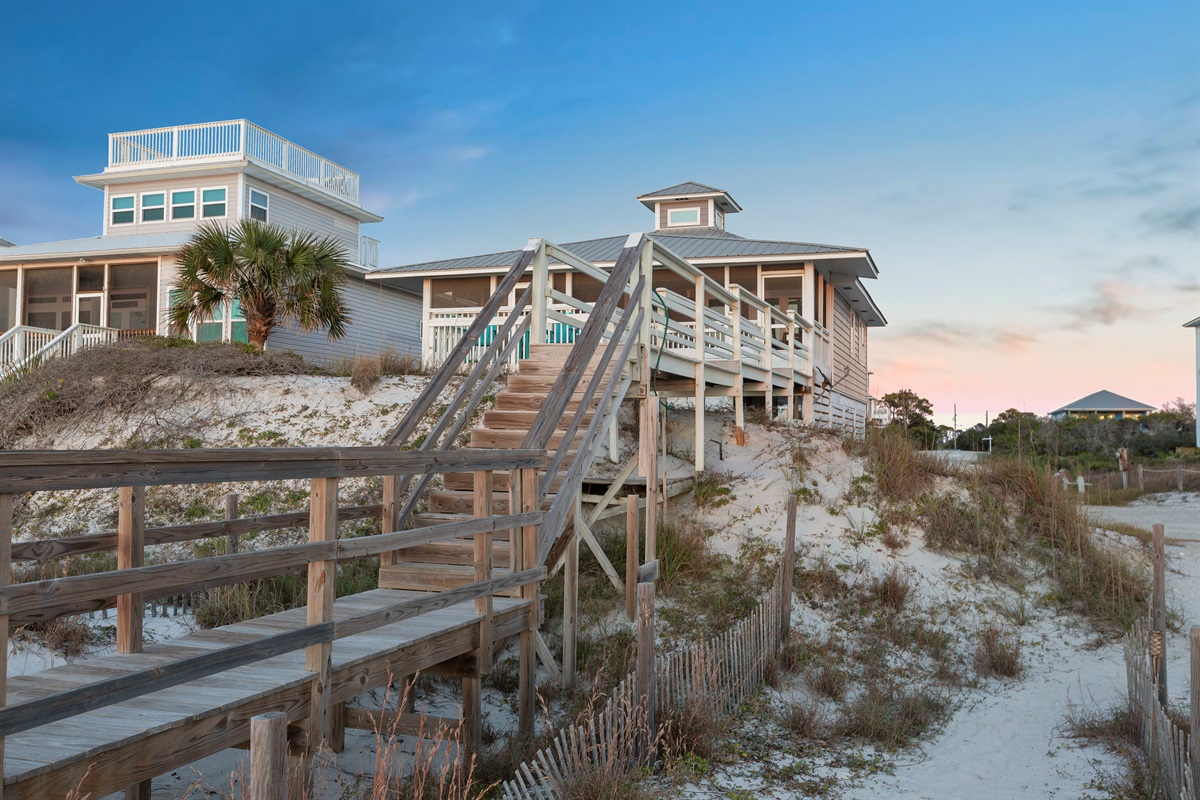 Everything about Great Escape is made for slowing down - ocean views, peaceful mornings, and unforgettable sunsets