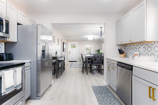 Cozy 2-Bedroom Home Near Notre Dame - Perfect for Game Day Stays, photo 12