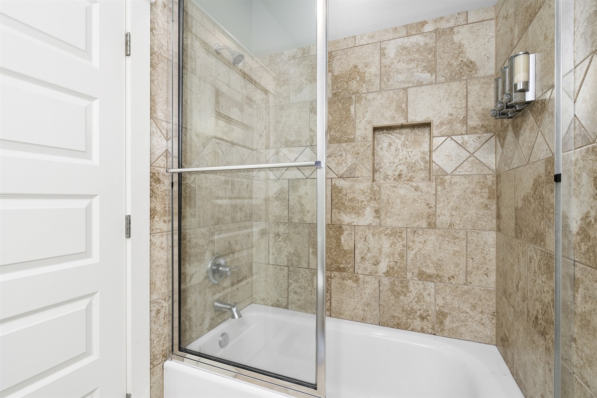 77e3e52970854a2793523dd9121d667e Large | Beachhouse | Texas | TX | Vacation Homes | Galveston | Crystal Beach | Kokomo | Breezy Days | Beachfront Elegance | Sunrise Serenity | Southern Sands Property Management, LLC