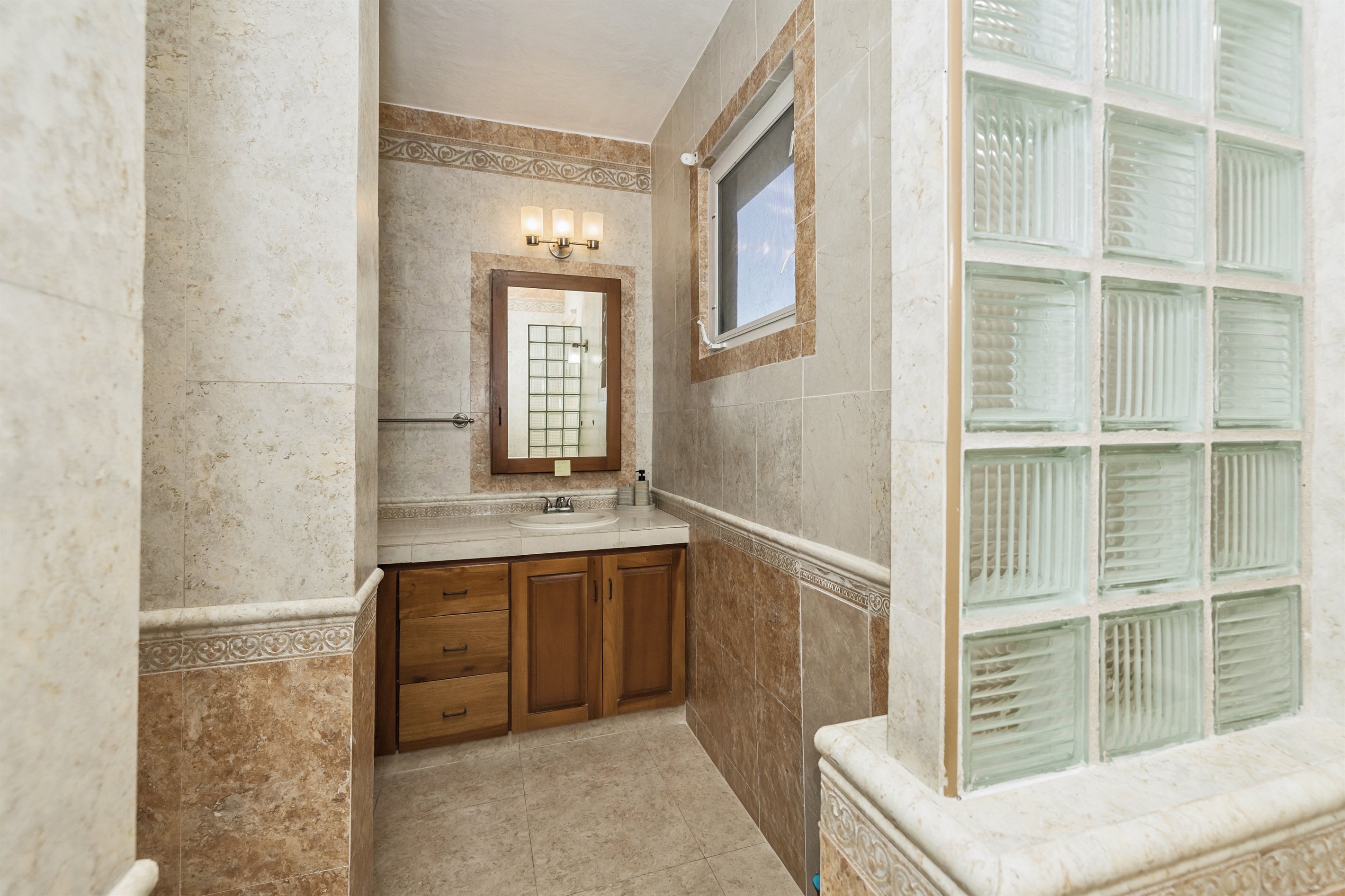 Bedroom 2 Private Bathroom