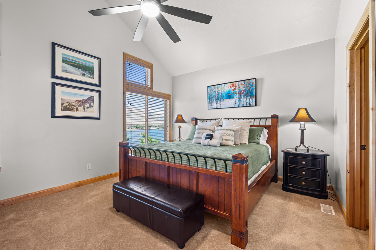 Wake up to beautiful Pineview Reservoir views from the comfort of your king bed.