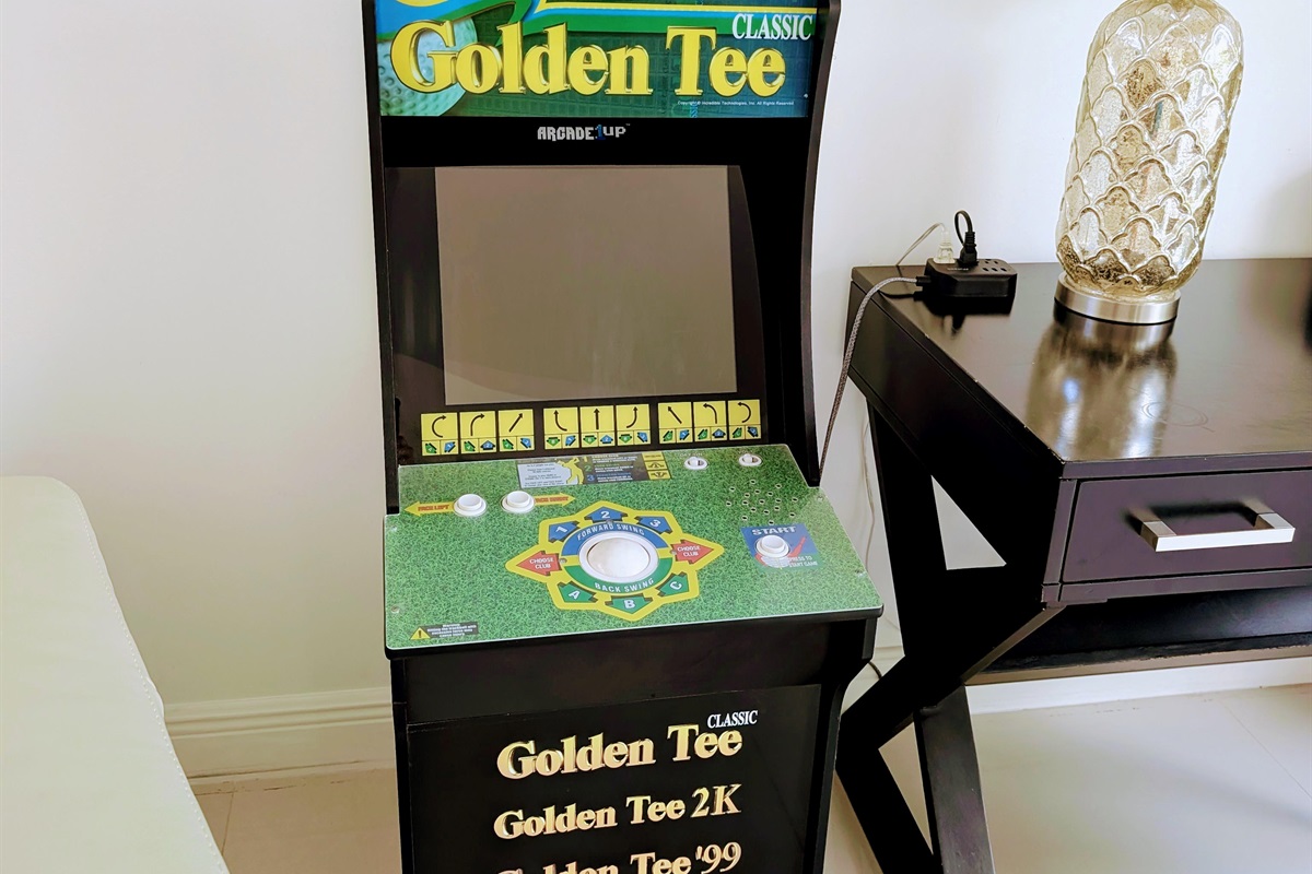 Golden Tee Arcade game for family fun!