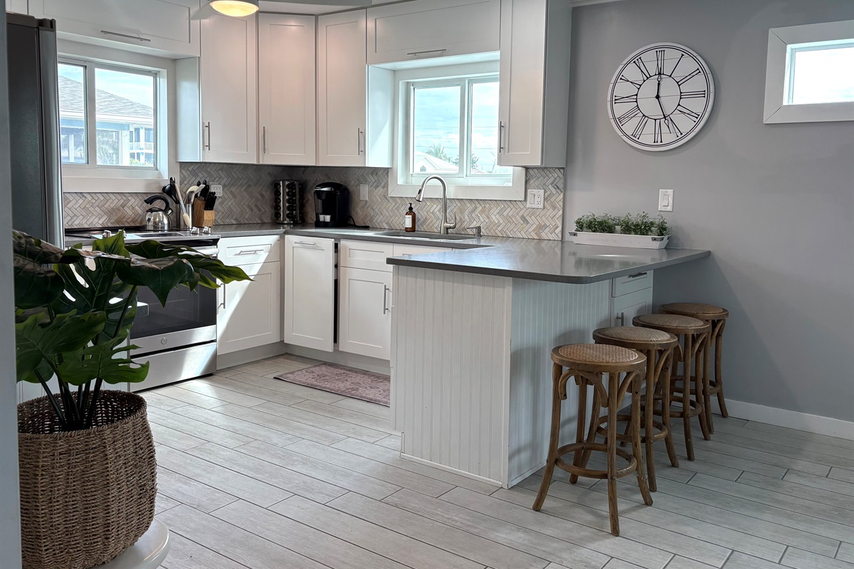 Vista (upper unit) Kitchen view from living room