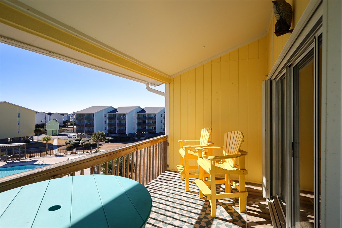 Polywood furniture for maximum comfort on the balcony