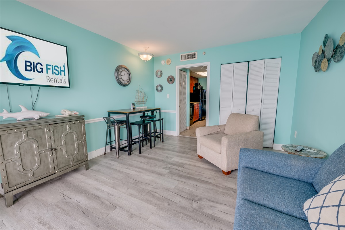 Amazing Living Room with Stunning Views🌊☀️